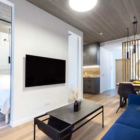 City Center Sanctuary Modern Business-Class Studio With Free Parking In The Heart Of วิลนีอุส ภายนอก รูปภาพ