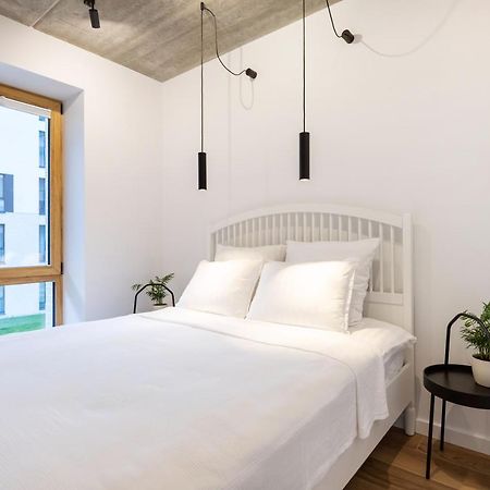 City Center Sanctuary Modern Business-Class Studio With Free Parking In The Heart Of วิลนีอุส ภายนอก รูปภาพ