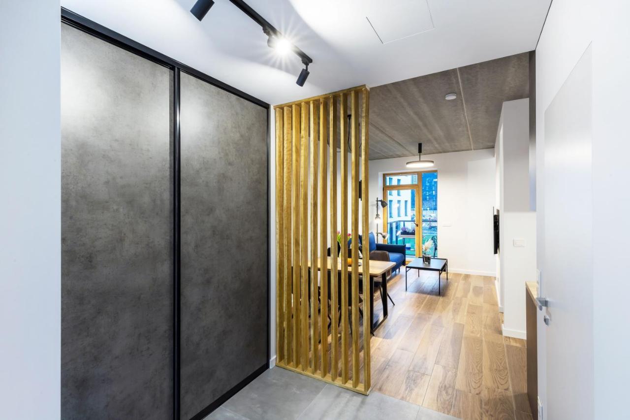 City Center Sanctuary Modern Business-Class Studio With Free Parking In The Heart Of วิลนีอุส ภายนอก รูปภาพ
