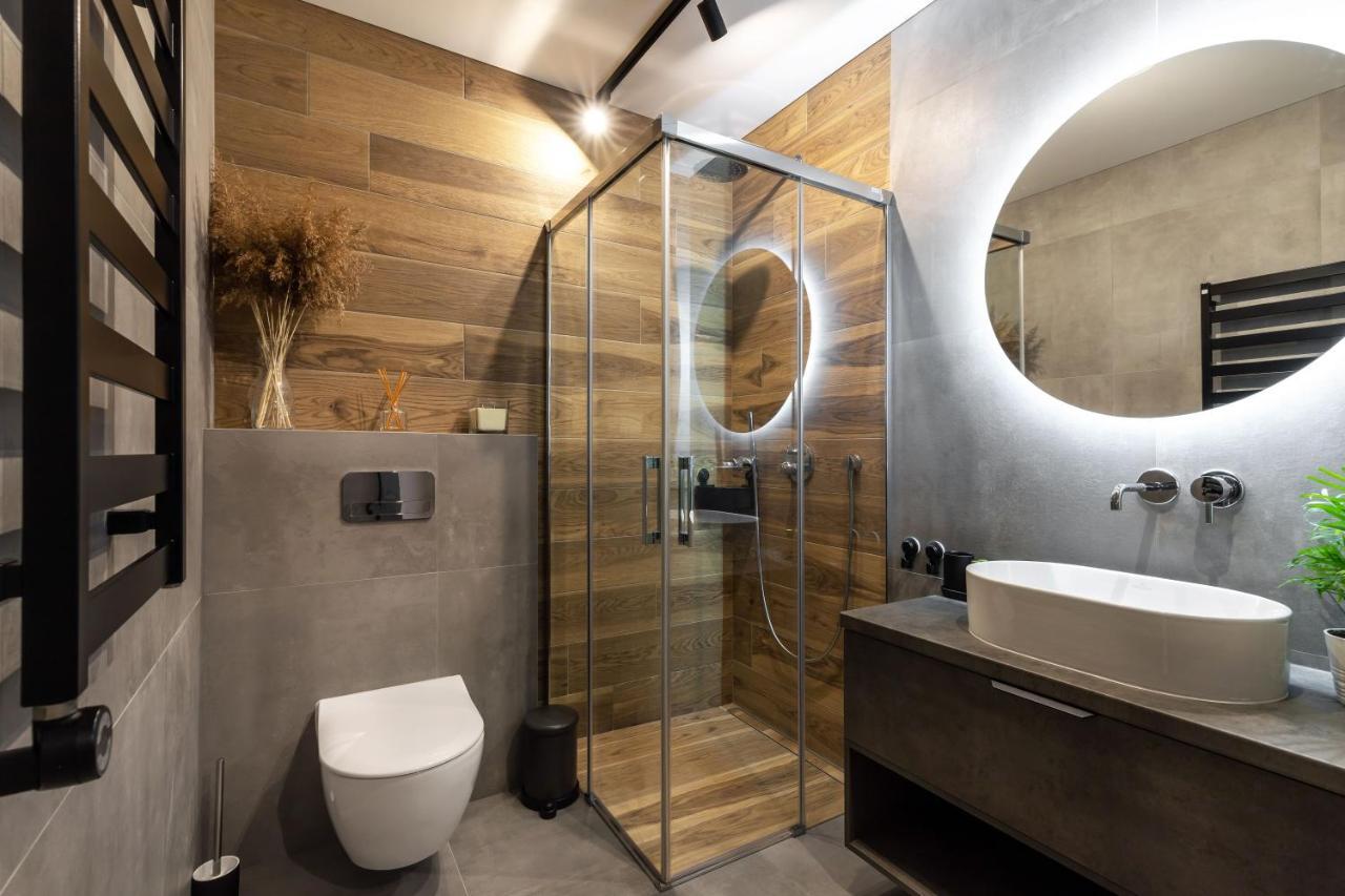 City Center Sanctuary Modern Business-Class Studio With Free Parking In The Heart Of วิลนีอุส ภายนอก รูปภาพ