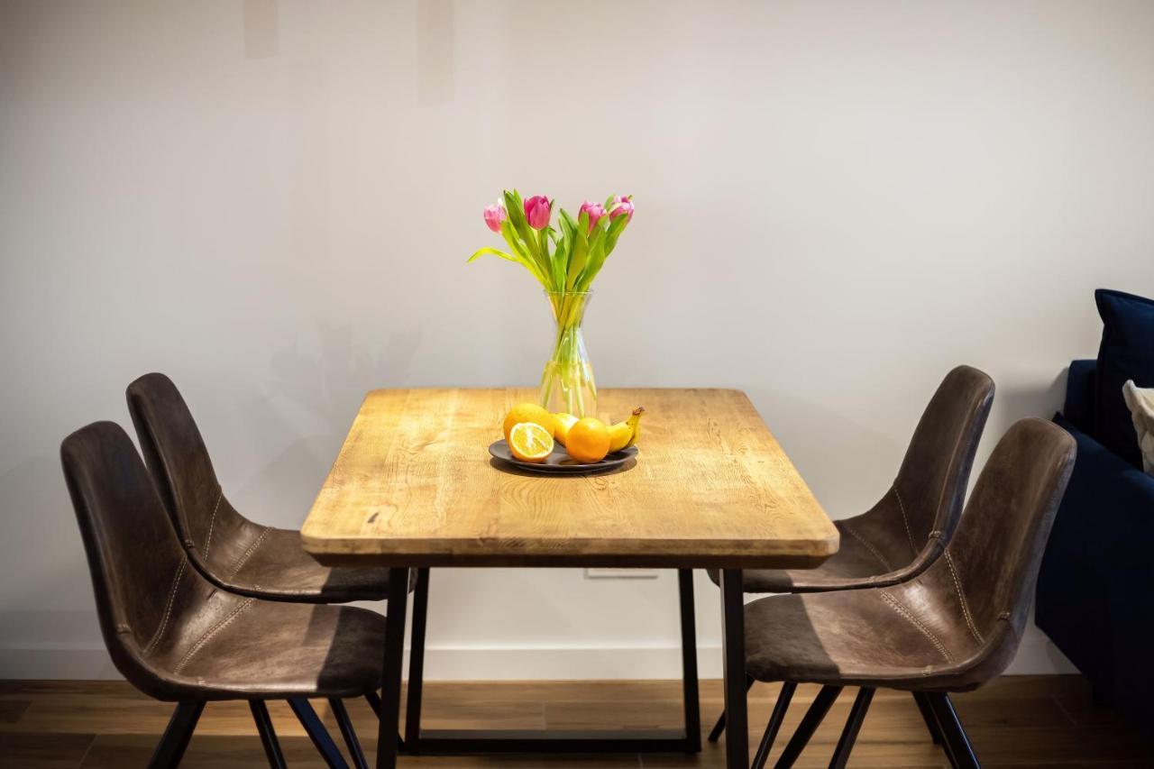 City Center Sanctuary Modern Business-Class Studio With Free Parking In The Heart Of วิลนีอุส ภายนอก รูปภาพ